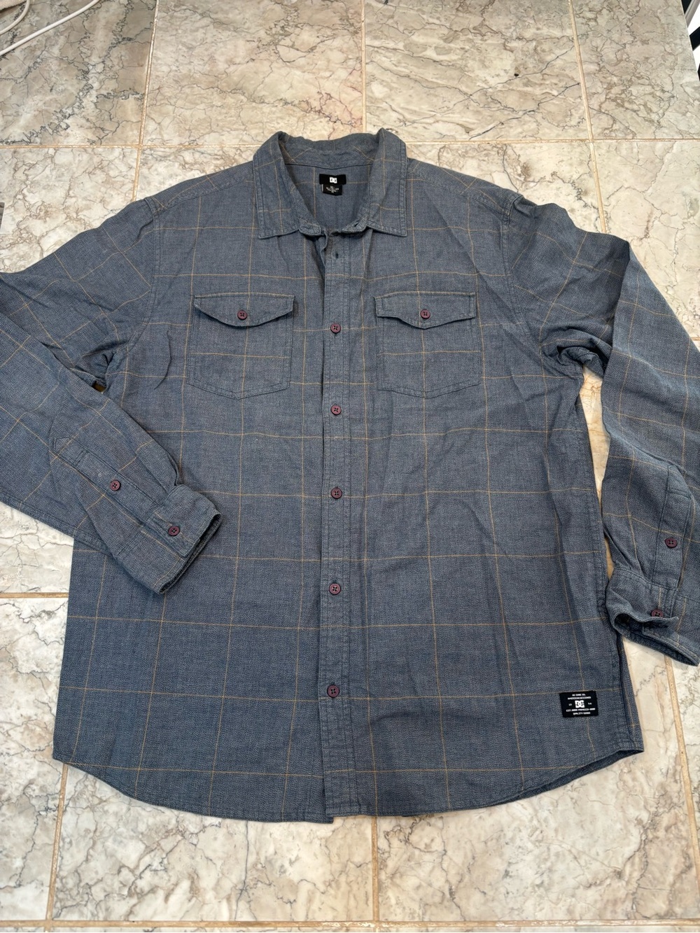 DC Skateboarding - Button Up Shirt Long Sleeve - Men’s XL Blue - Cotton